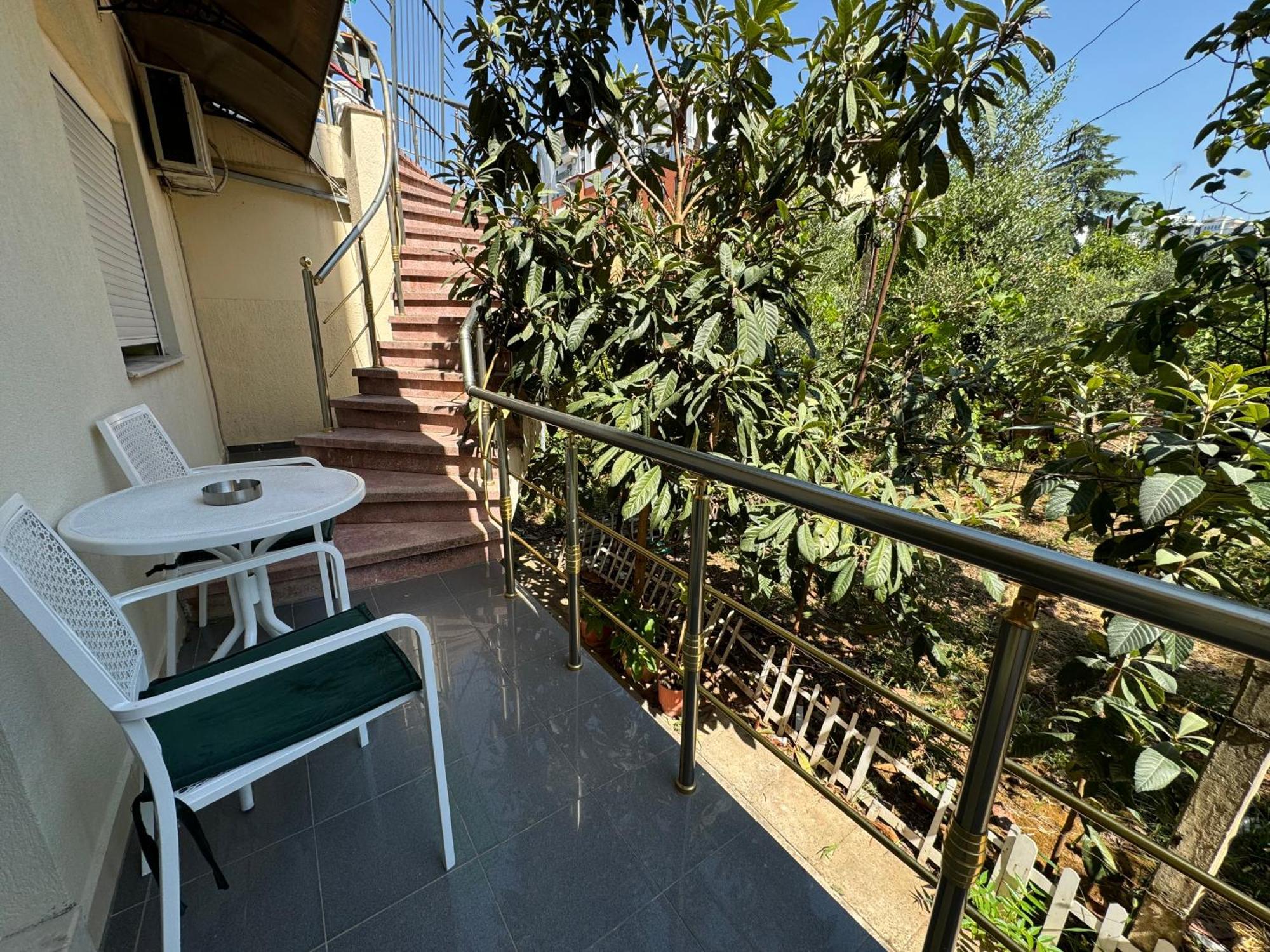 Fun House Serenity Daire Tiran Dış mekan fotoğraf